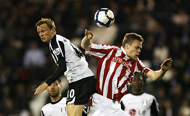 英媒：若滕哈赫离开曼联，拜仁、药厂等3队均有意请他执教.