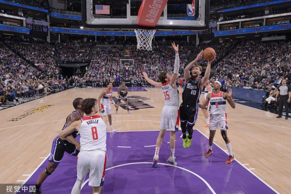 通過梅西的 通過梅西的