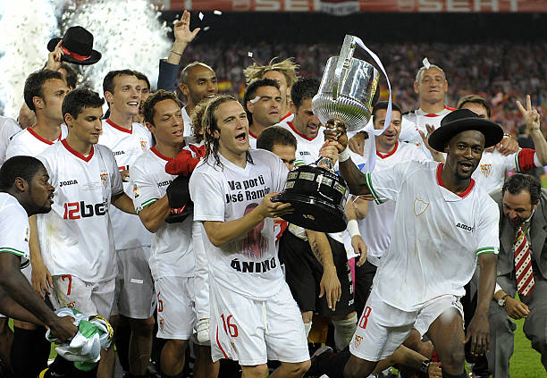 年级的学生 年级的学生