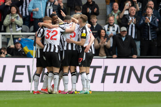 数据解析：比尔缺阵，太阳四连胜，双核阵容领先三巨头组合.